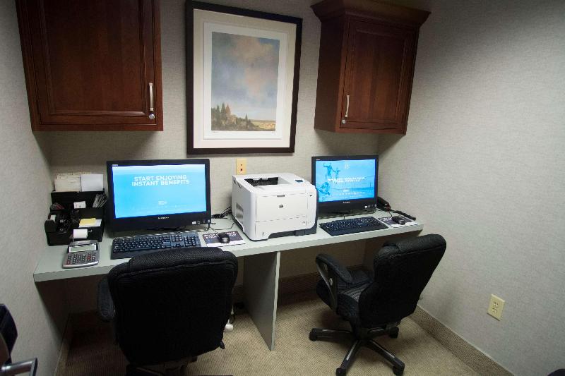 فندق Hampton Inn Warsaw