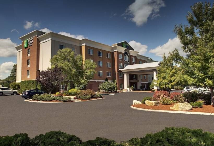 Holiday Inn Express Hotel & Suites Middleboro Raynham, An Ihg