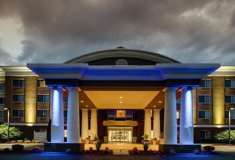 Holiday Inn Express Hotel & Suites Middleboro Raynham, An Ihg