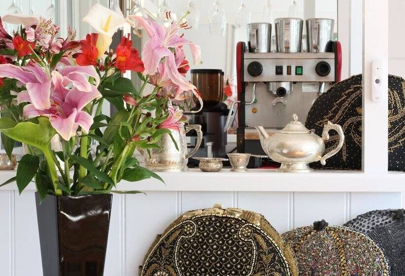 Отель Holmwood Guesthouse