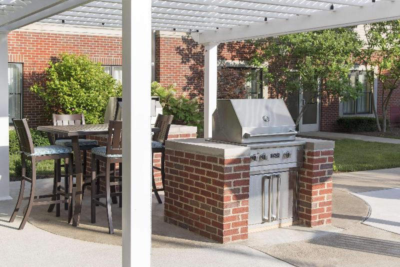 בית מלון כפרי Homewood Suites Lexington Hamburg