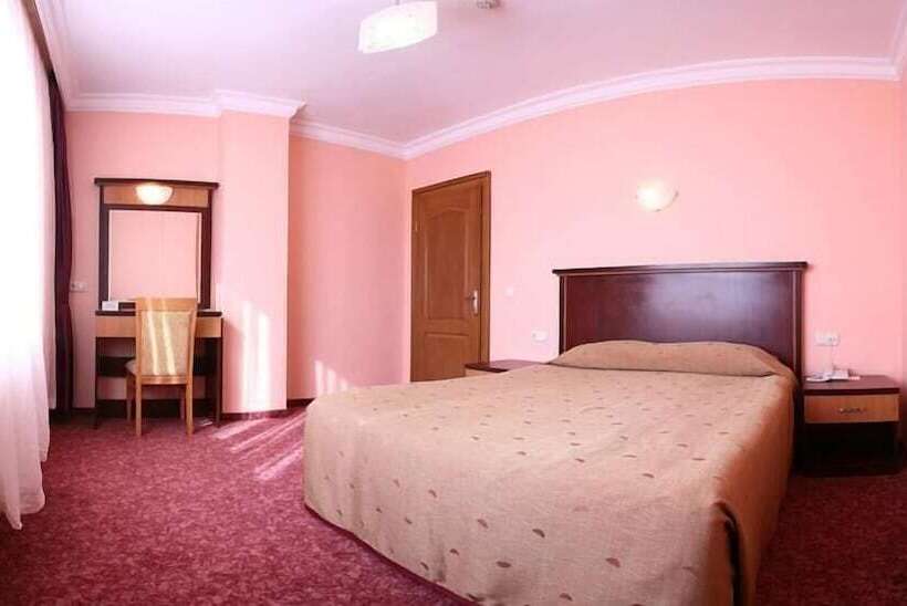 فندق Karen Thermal Residence