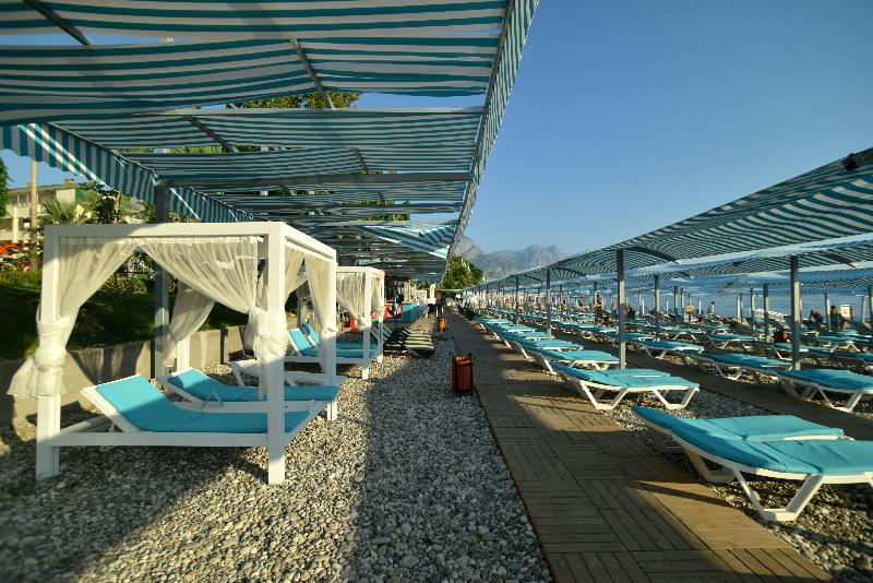 Отель L Ancora Beach