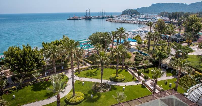 Отель L Ancora Beach