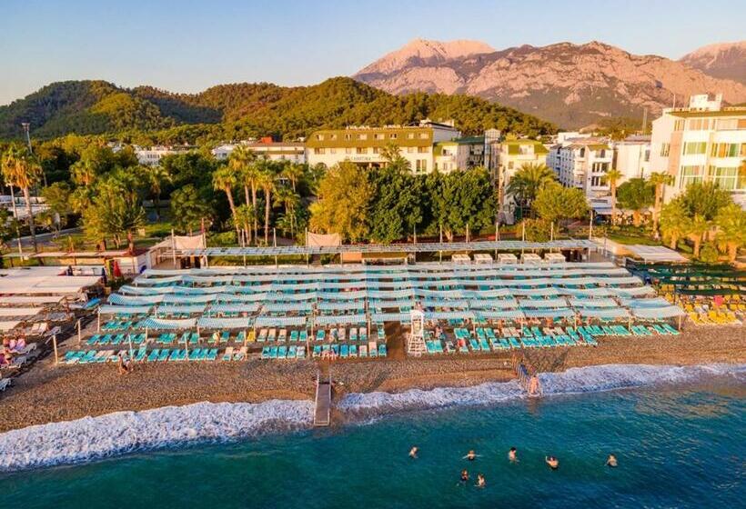 Отель L Ancora Beach