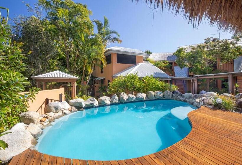 Отель L Auberge Noosa
