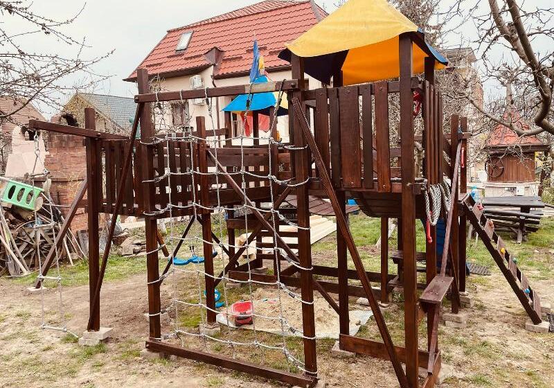 בית מלון כפרי Leaganul Bucovinei Guest House