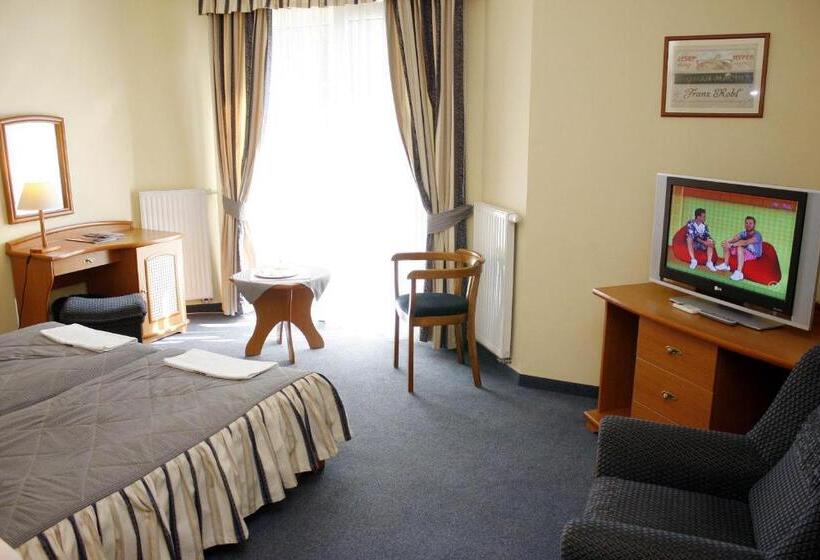 בית מלון כפרי Lévay Villa