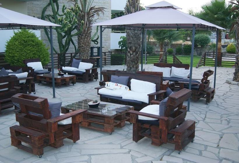 בית מלון כפרי M. Moniatis