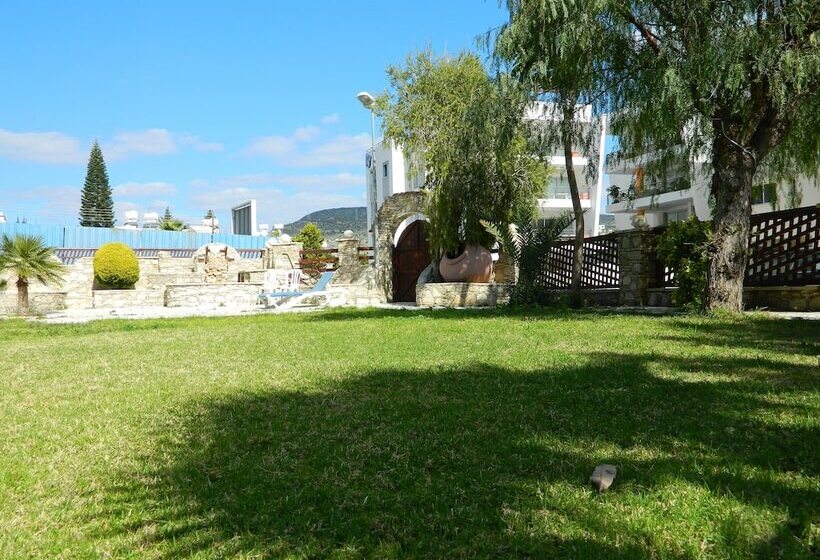 בית מלון כפרי M. Moniatis