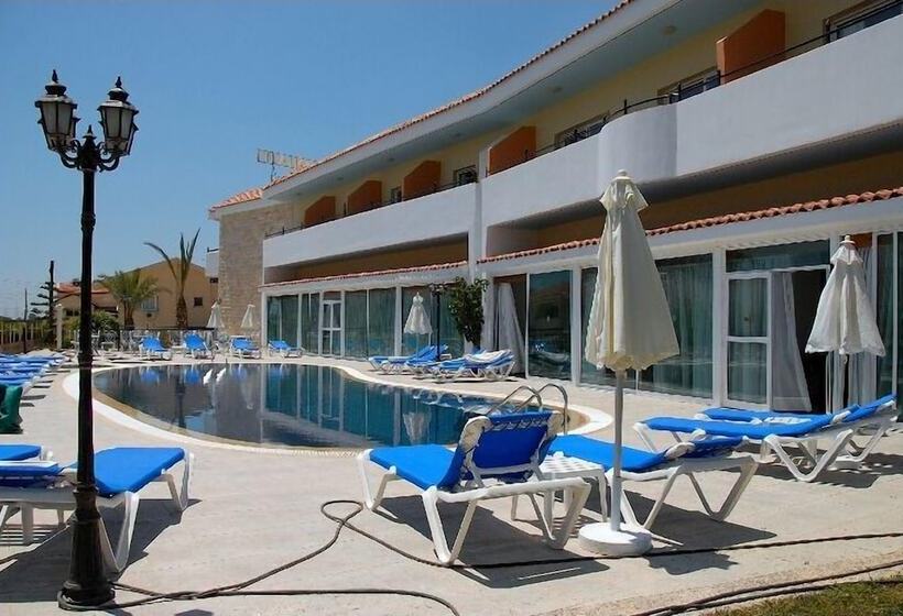 בית מלון כפרי M. Moniatis