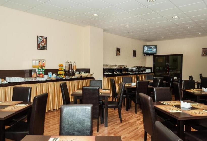 Отель Magnus Galati