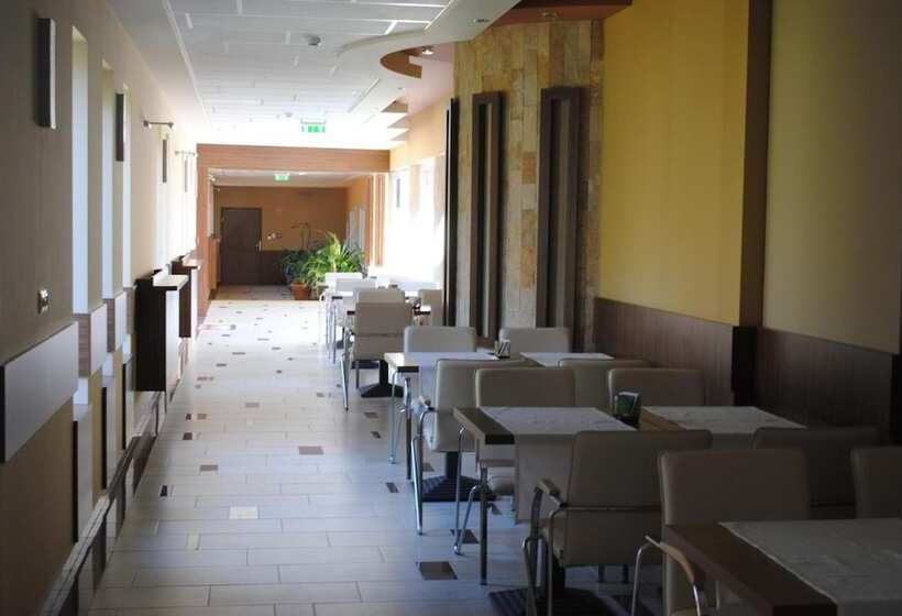 酒店 Makar Sport & Wellness