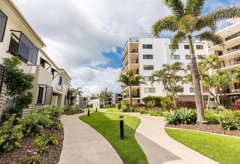 هتل Marcoola Beach Resort