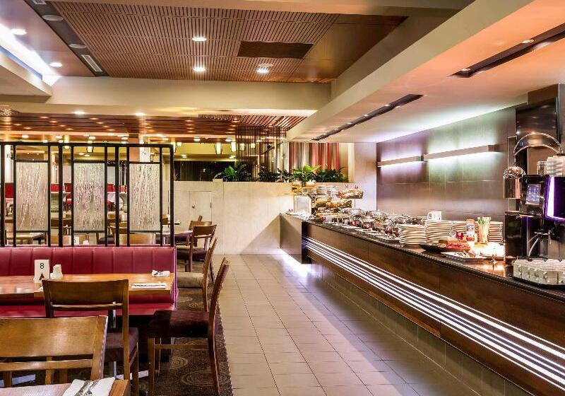 هتل Mercure Sydney Liverpool