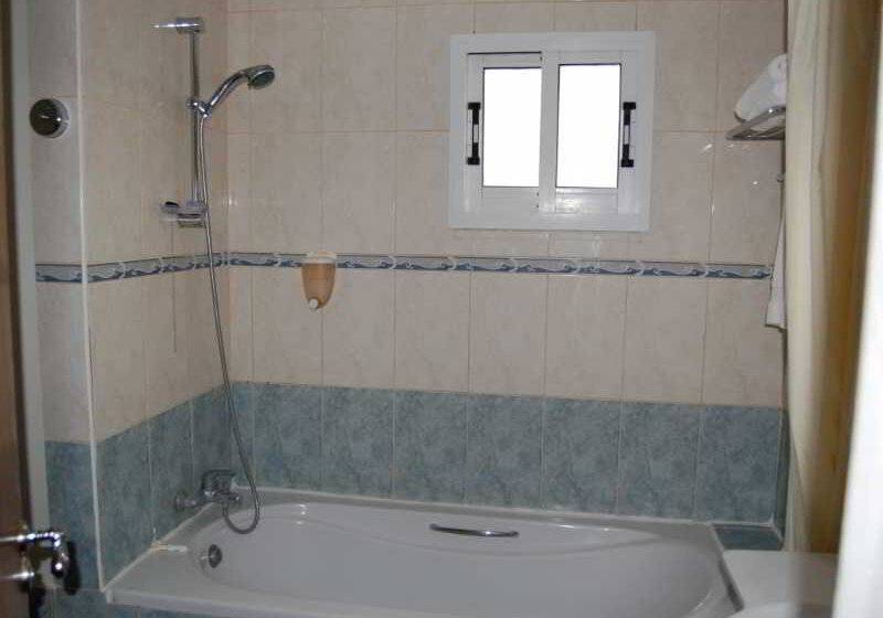 בית מלון כפרי M. Moniatis