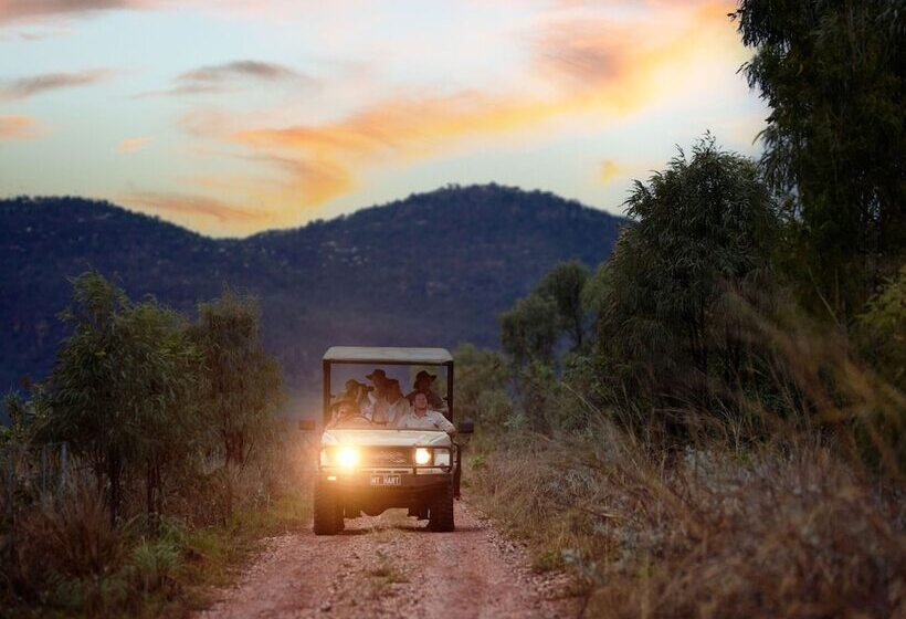 בית מלון כפרי Mount Hart Wilderness Lodge
