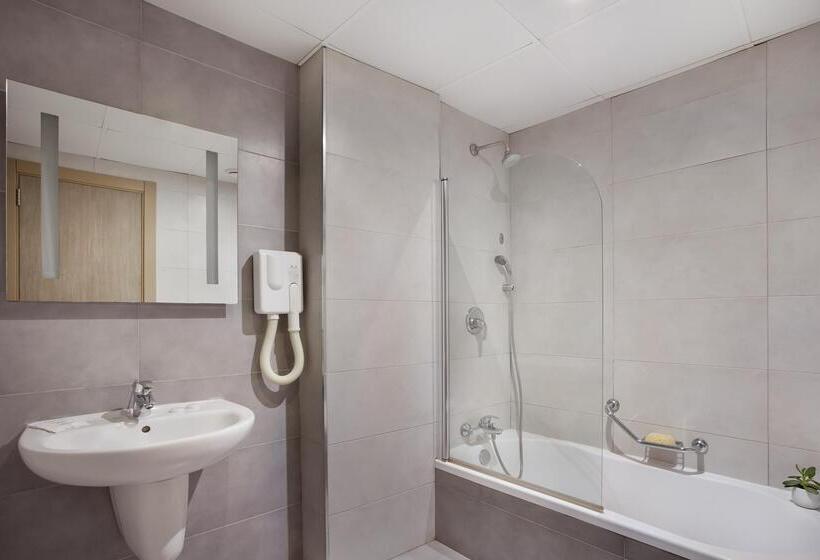 Plaza Regency Hotels