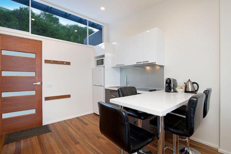 Отель Seafarers Getaway