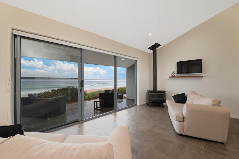 Отель Seafarers Getaway