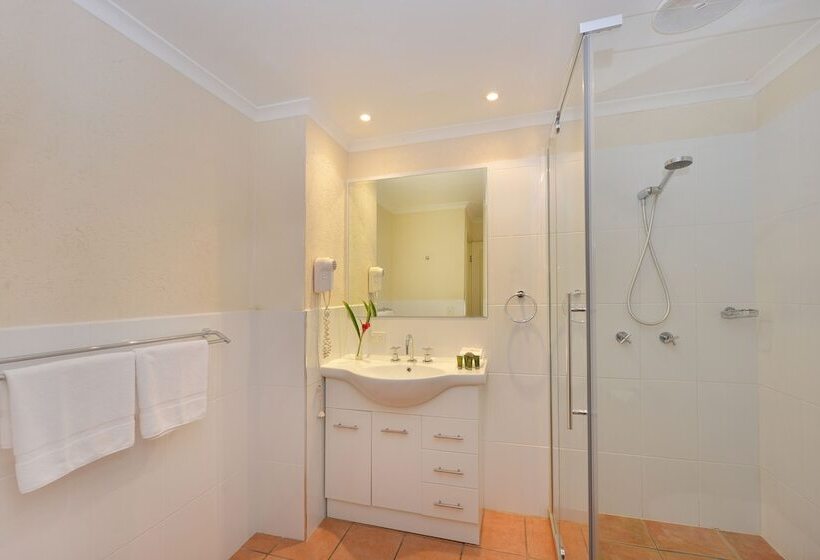 Отель Seascape Holidays   Tropic Sands