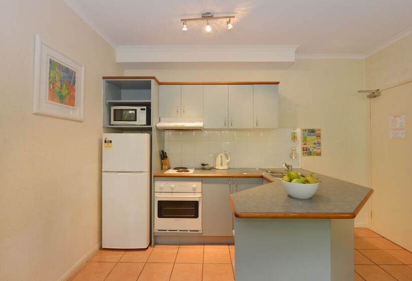 Отель Seascape Holidays   Tropic Sands