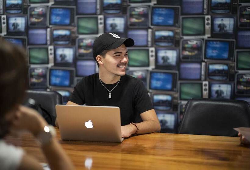 هتل Yha Sydney Central