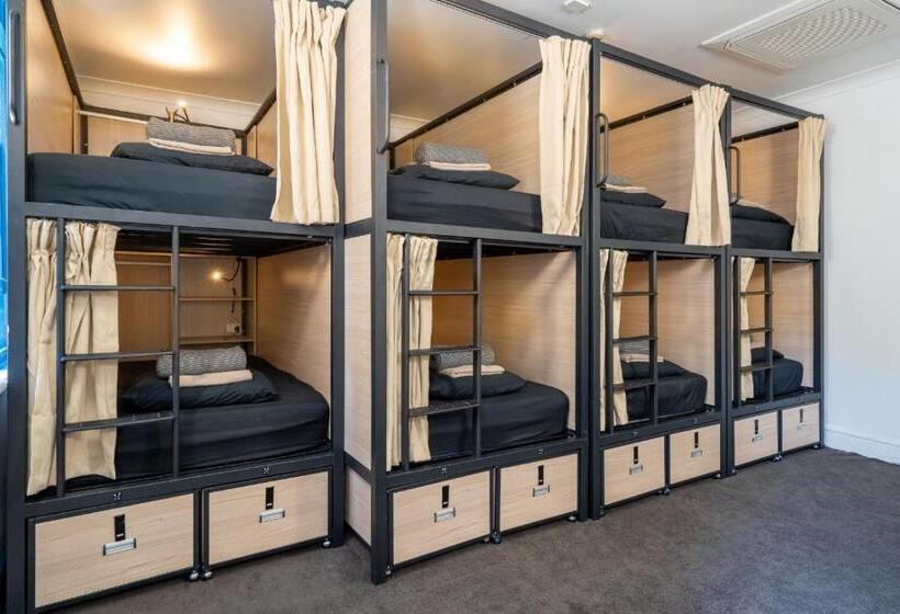 فندق Tequila Sunrise Hostel Adelaide