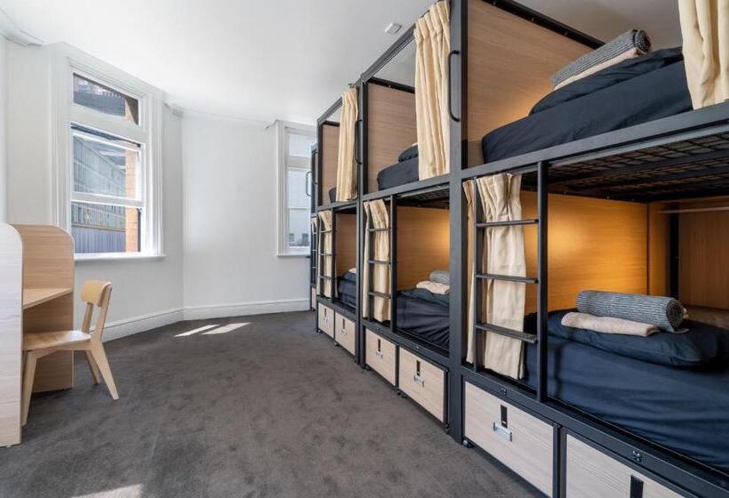 فندق Tequila Sunrise Hostel Adelaide