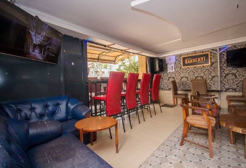 Szálloda The Stand Leisure