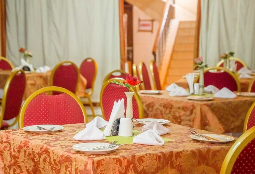 Szálloda The Stand Leisure