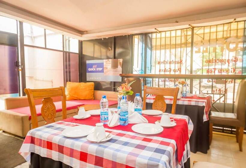 Szálloda The Stand Leisure