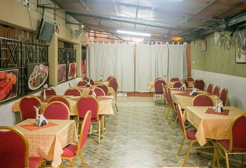 Szálloda The Stand Leisure