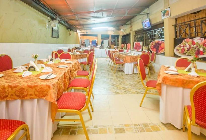 Szálloda The Stand Leisure