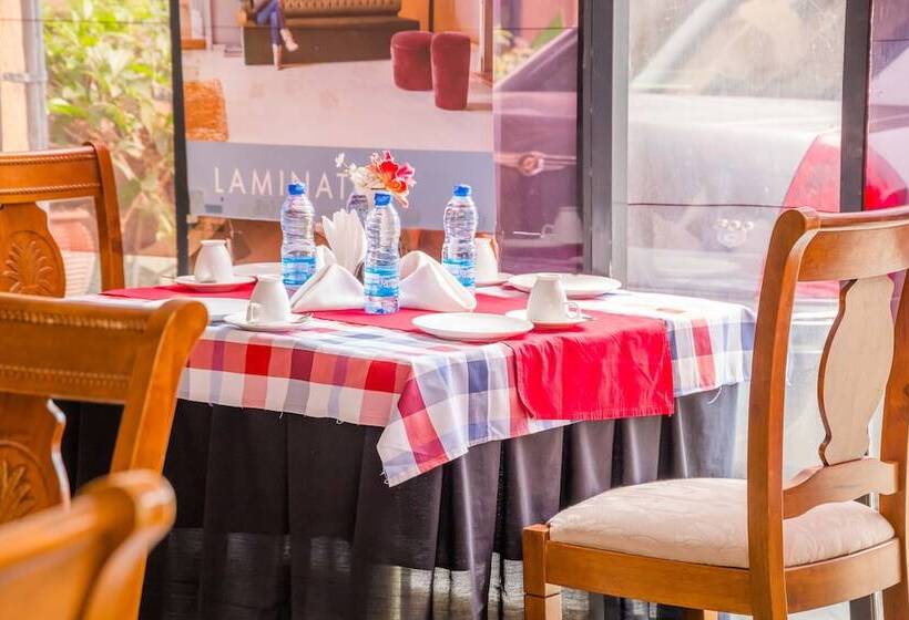 Szálloda The Stand Leisure