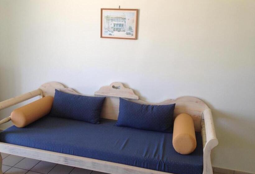 Jason Hotel Apartments