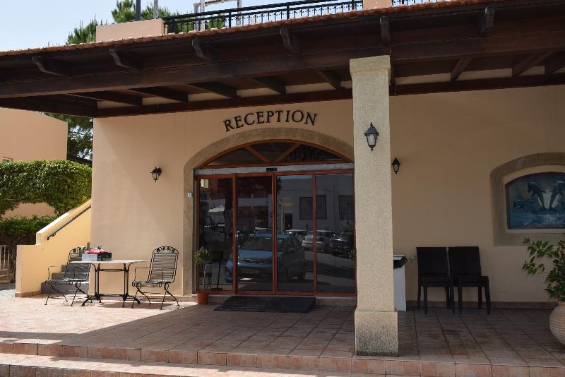 Pefkos View Apartments