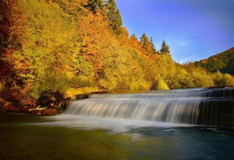 Rooms Pevc & Hostel Ljubno Ob Savinji