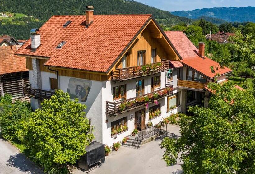 Rooms Pevc & Hostel Ljubno Ob Savinji