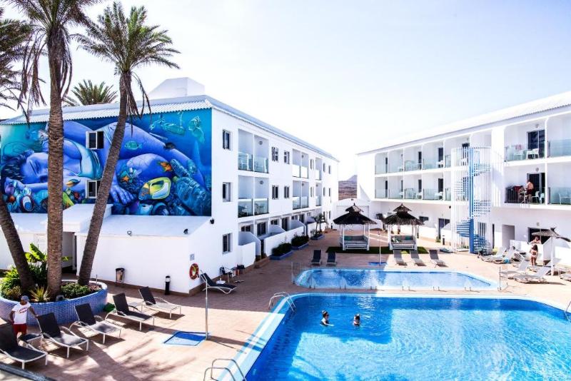 Surfing Colors Apartamentos