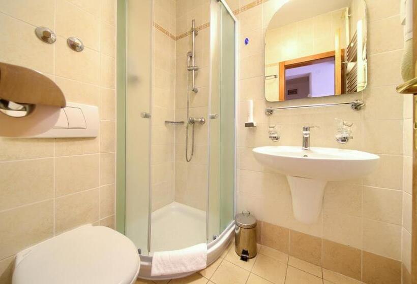 Villa Lovorka   Hotel Resort Dražica