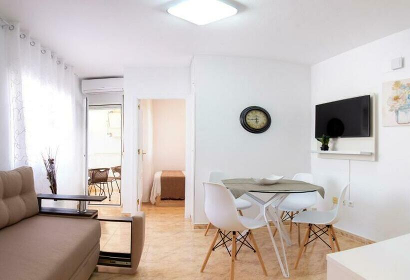 Holiday Suite Caballero de Rodas 92