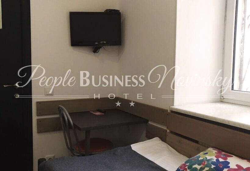هاستل People Business Novinsky