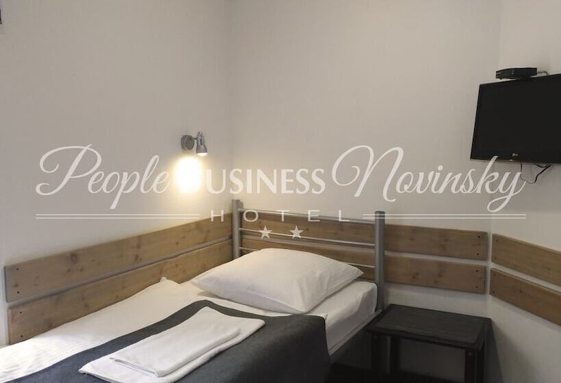 هاستل People Business Novinsky
