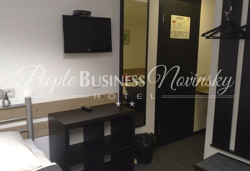 هاستل People Business Novinsky
