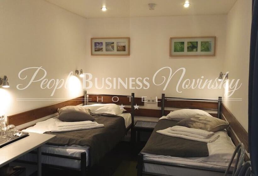 هاستل People Business Novinsky