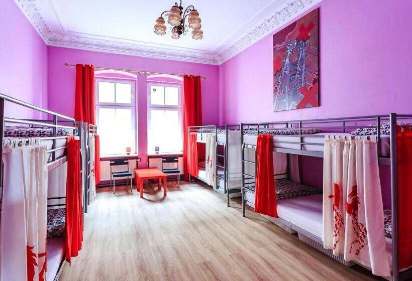 Babel Hostel, Dworzec Pkp, Rynek