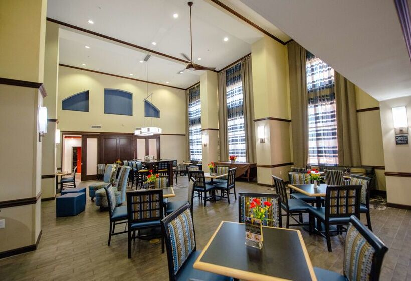 Hampton Inn & Suites Port Arthur