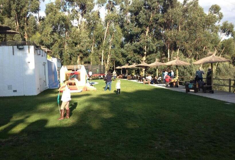 Хостел Herdade Do Freixial Turismo Rural