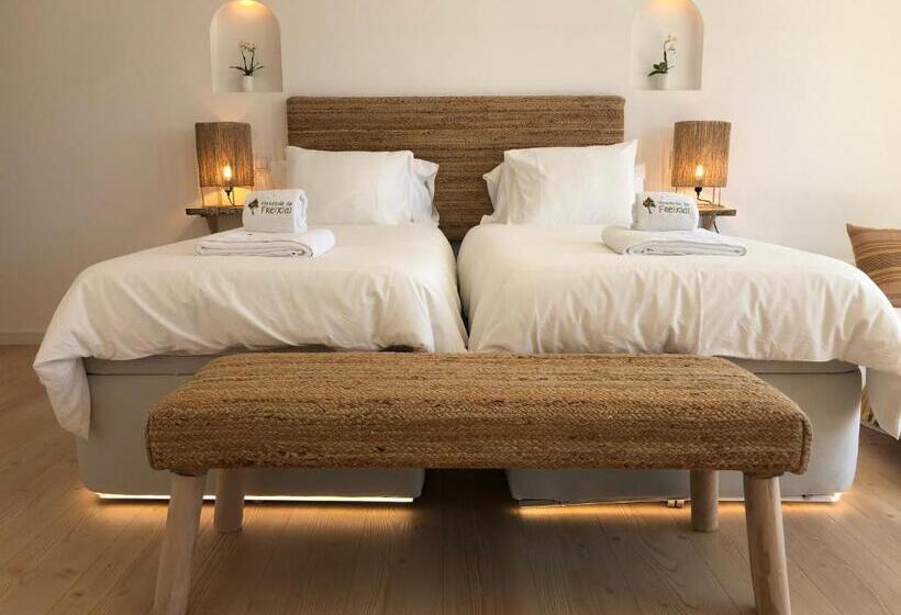 Хостел Herdade Do Freixial Turismo Rural